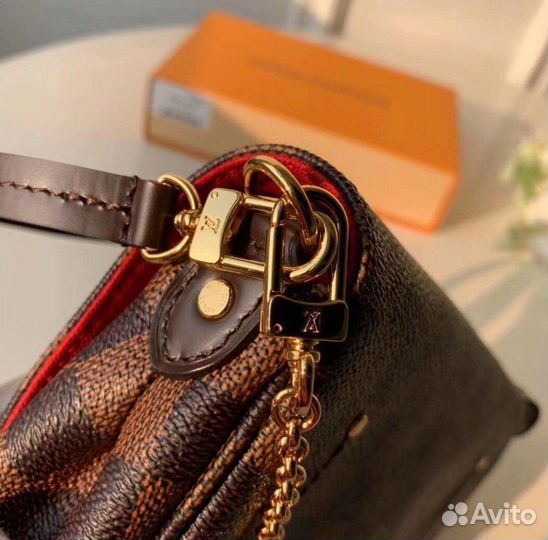 Клатч женский Louis Vuitton Favorite