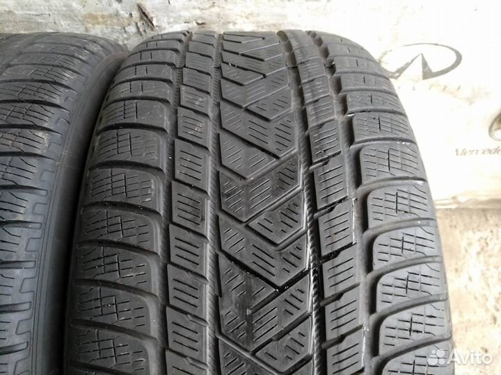 Pirelli Scorpion Winter RFT 285/45 R19 111V