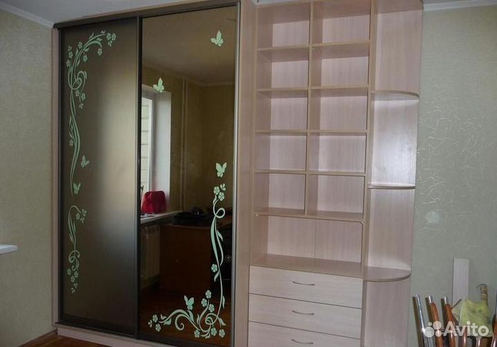 Встроенный шкаф