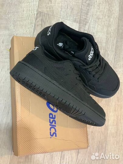 Кроссовки asics