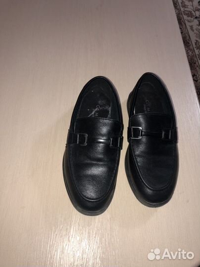 Продам ботинки