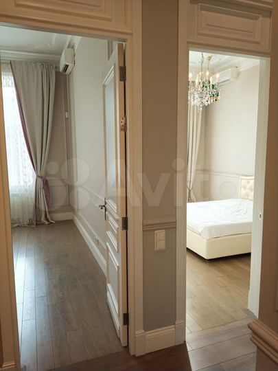 5-к. квартира, 200 м², 3/6 эт.