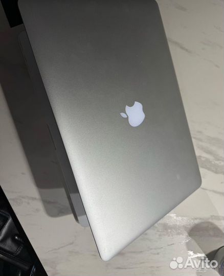 Apple macbook pro 13 2014
