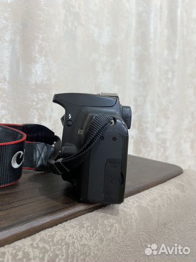Фотоаппарат Canon 1000d