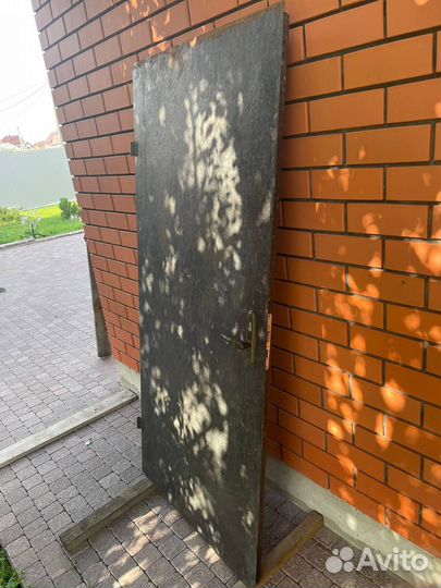 Дверь металлическая входная