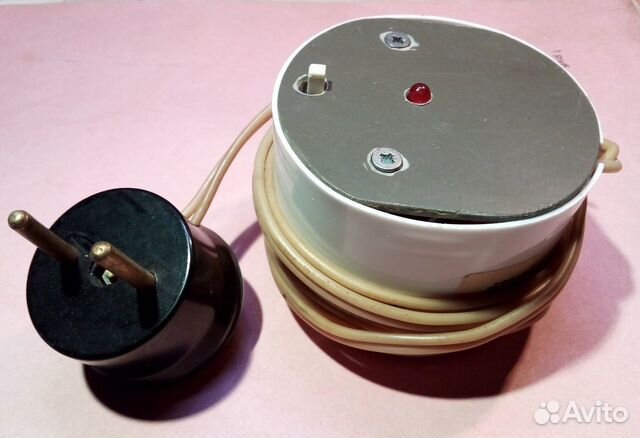 Устройство для размагничивания магнитных головок