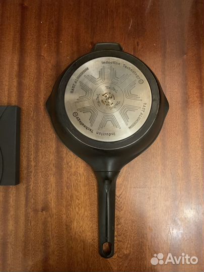 Сковорода Tefal 19 cм дно