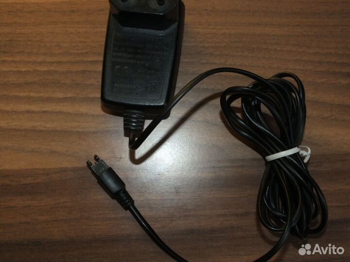 Зарядки для старых телефонов Sony Ericsson,Samsung