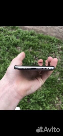 iPhone X, 256 ГБ