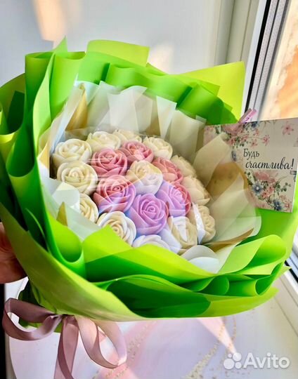 Букет из шоколадных роз на выпускной