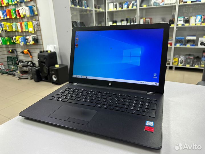 Hp Core i3-6006U 2.00Ghz/8gb/R5 M330 2g/SSD 256gb