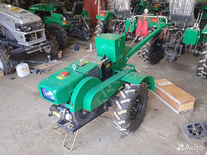 Мотоблок 15 л.с. в комплекте с фрезой и сиденьем