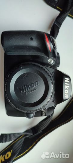 Nikon d3200 body