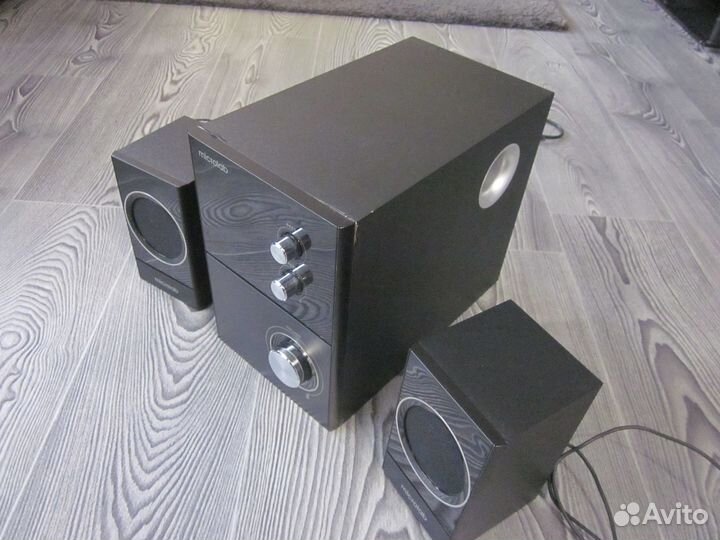 Колонки Microlab M223 2.1