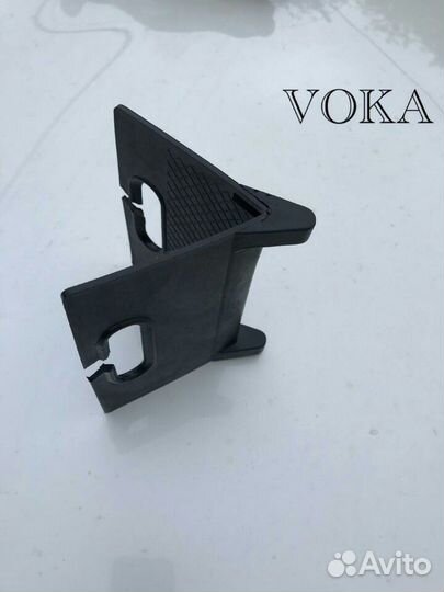 Уголок защитный для стяжного ремня