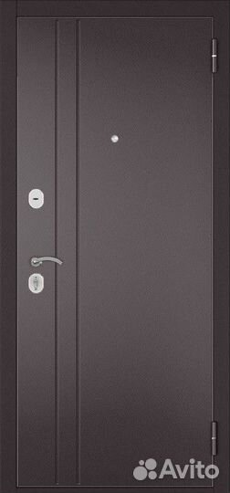 Дверь входная в квартиру