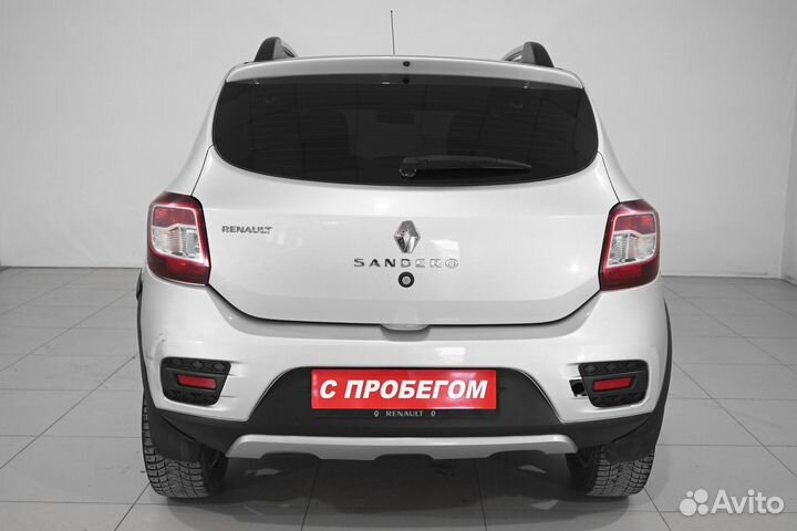 Renault Sandero Stepway 1.6 МТ, 2016, 111 424 км