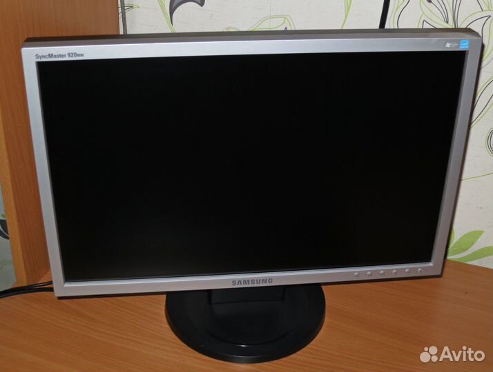 Samsung 19'' широкоформатный