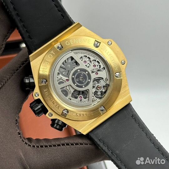 Часы hublot