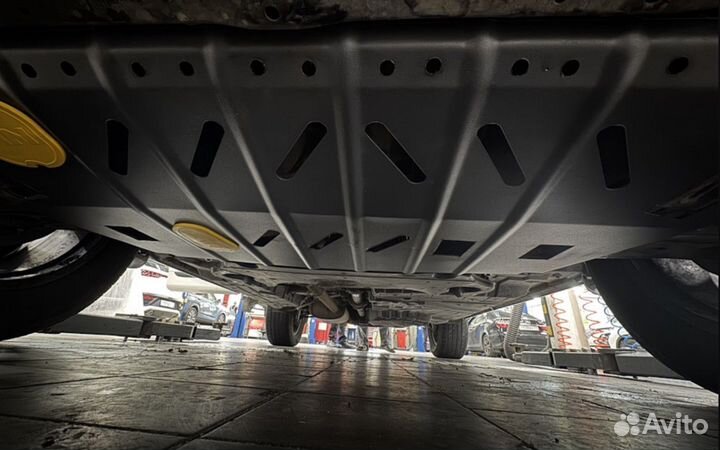 Установка защиты картера BMW 1 серии 2004-2007