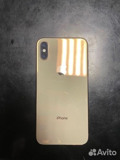 iPhone Xs, 64 ГБ