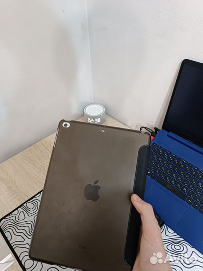 iPad 5 поколения (2017) 32гб