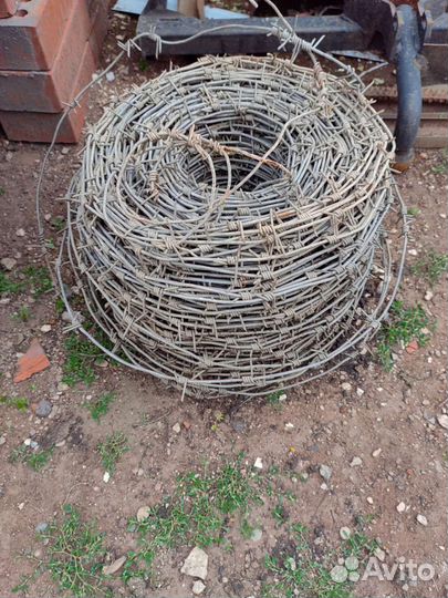 Продается шифер, швеллер, скобы, колюч.проволока