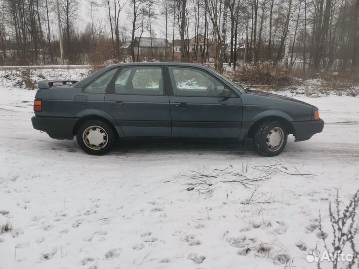 Volkswagen Passat 1.8 МТ, 1988, 400 000 км