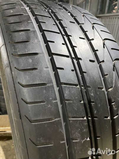 Pirelli P Zero 255/45 R19