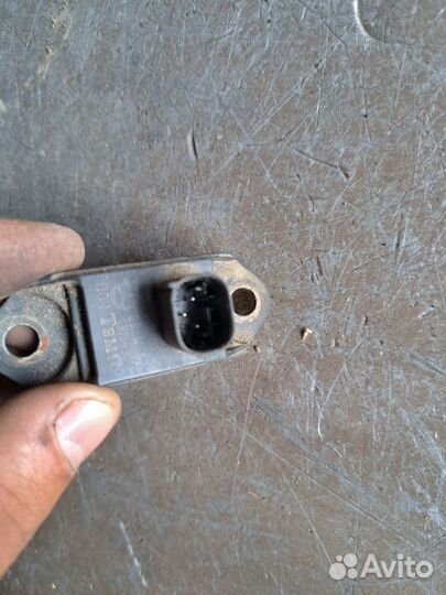 Датчик ускорения Mercedes w220