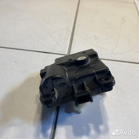 Сервопривод заслонок печки Subaru Impreza 2 GD GG