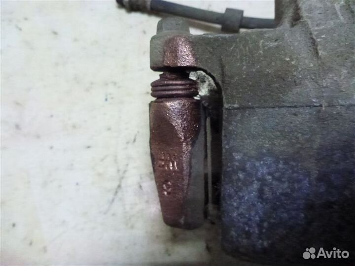 Суппорт передний левый Mitsubishi Asx GA1W 4A92