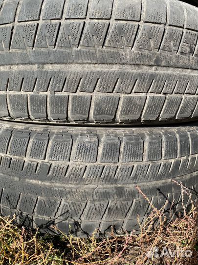 Bridgestone Blizzak Ice 215/65 R16