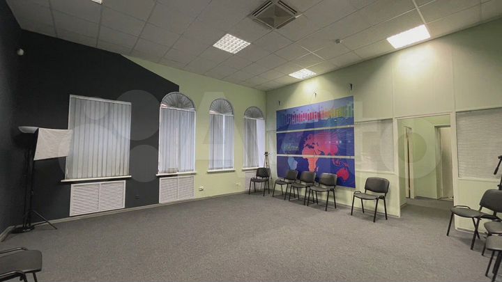 Офис 126,8 метров в центре