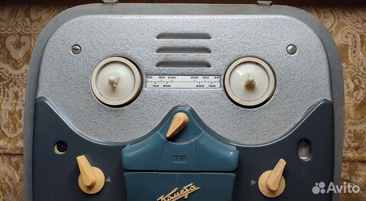 Магнитофон Комета мг-201М