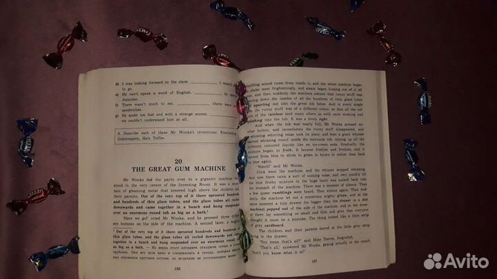 Книга на английском R.Dahl Чарли и шоколадная фабр