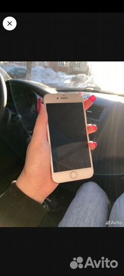 iPhone 8, 64 ГБ