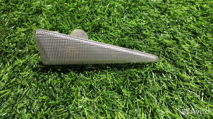 Повторитель поворота белый Renault Megane II (2002