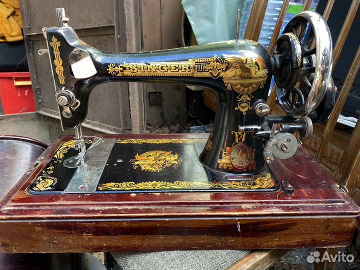 Швейная машина Зингер ручная