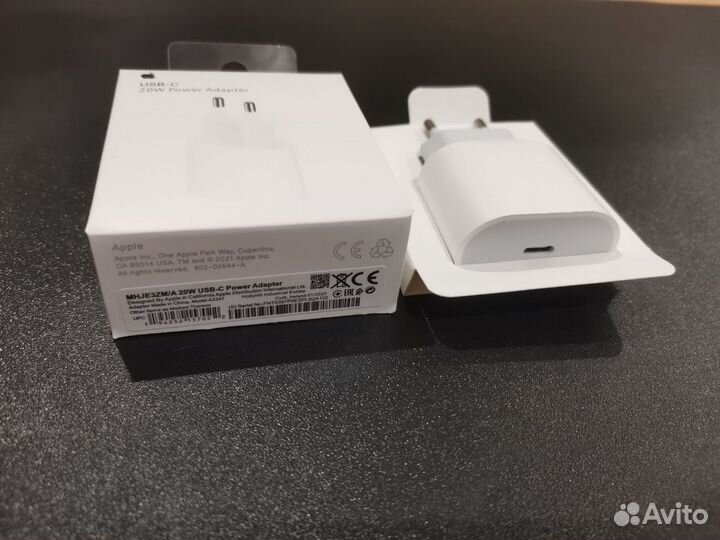 Зарядное устройство на iPhone