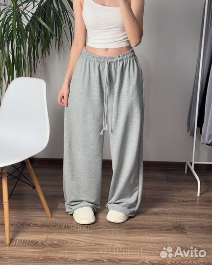 Спортивные штаны женские