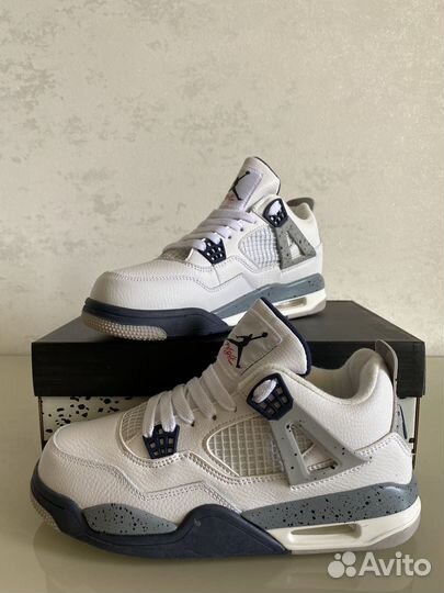 Кроссовки Nike air jordan 4 retro