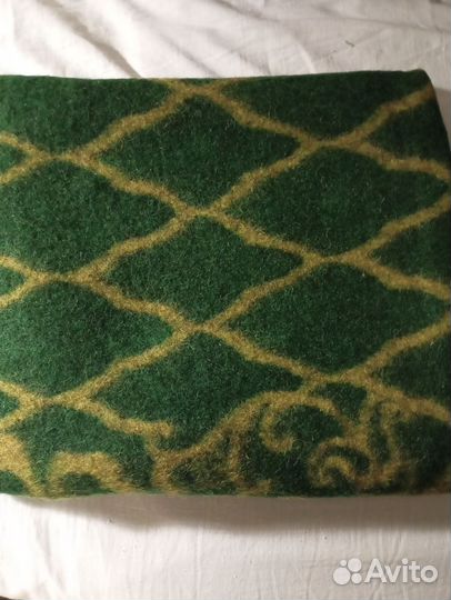 Одеяло шерстяное новое (2)