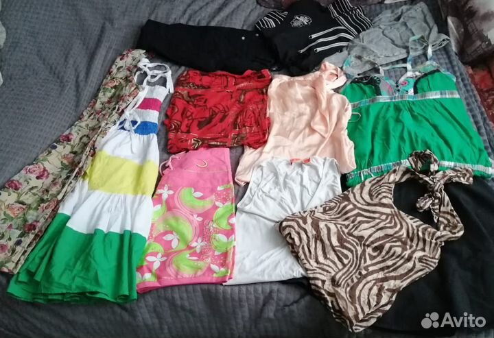 Большой пакет летней одежды,152-158)