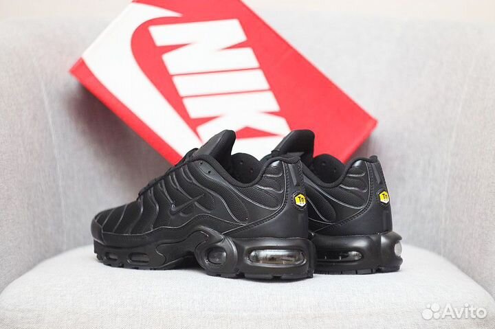 Кроссовки Nike Air Max TN