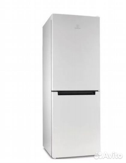 Холодильник Indesit DS 4160 W белый