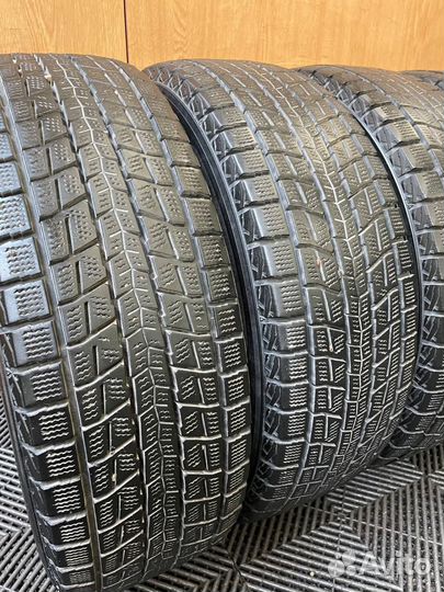 Dunlop Winter Maxx SJ8 215/60 R17