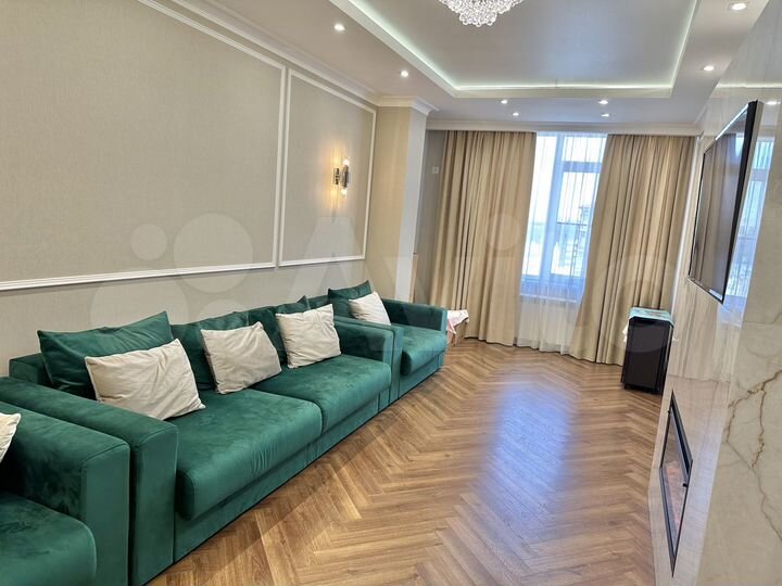 3-к. квартира, 103,5 м², 8/9 эт.