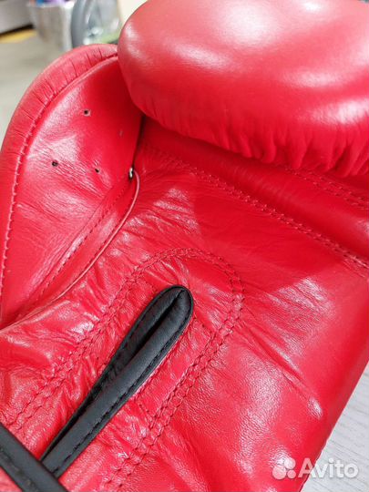 Боксерские перчатки Clinch 12 oz. Кожа