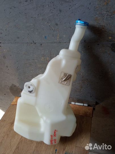 Бачок омывателя лобового стекла Мерседес W251